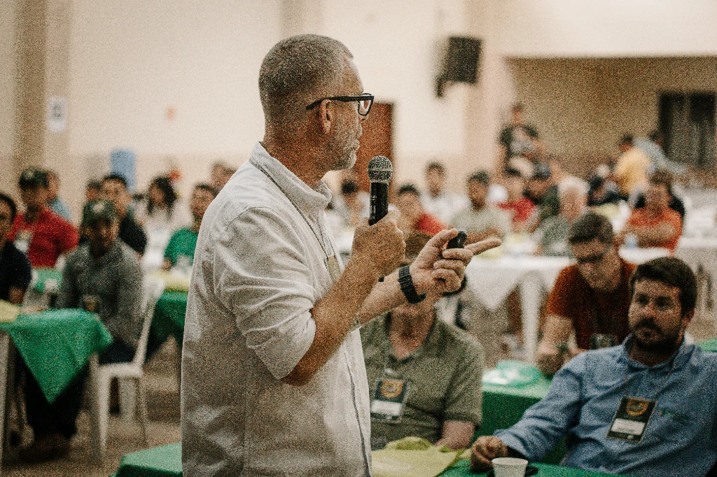 Registro da atuação da Erasmo Agro no campo