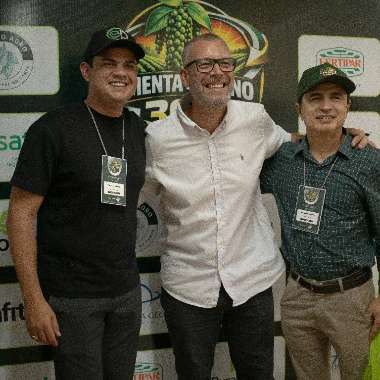Registro da atuação da Erasmo Agro no campo