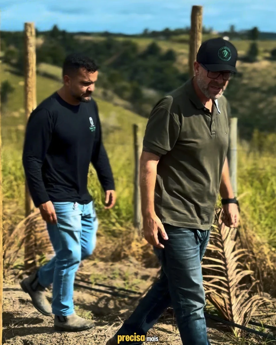 Registro da atuação técnica da Erasmo Agro no campo
